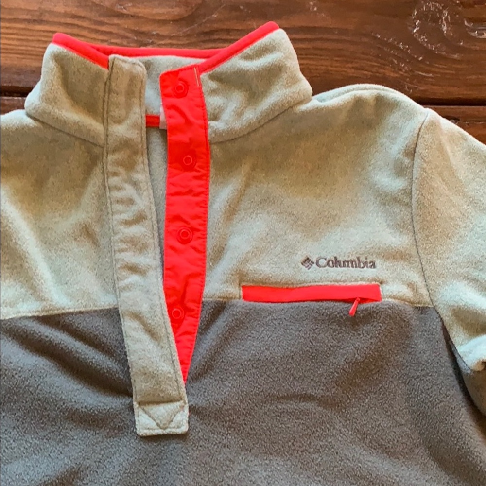 Columbia Pullover - Picture 3 of 3